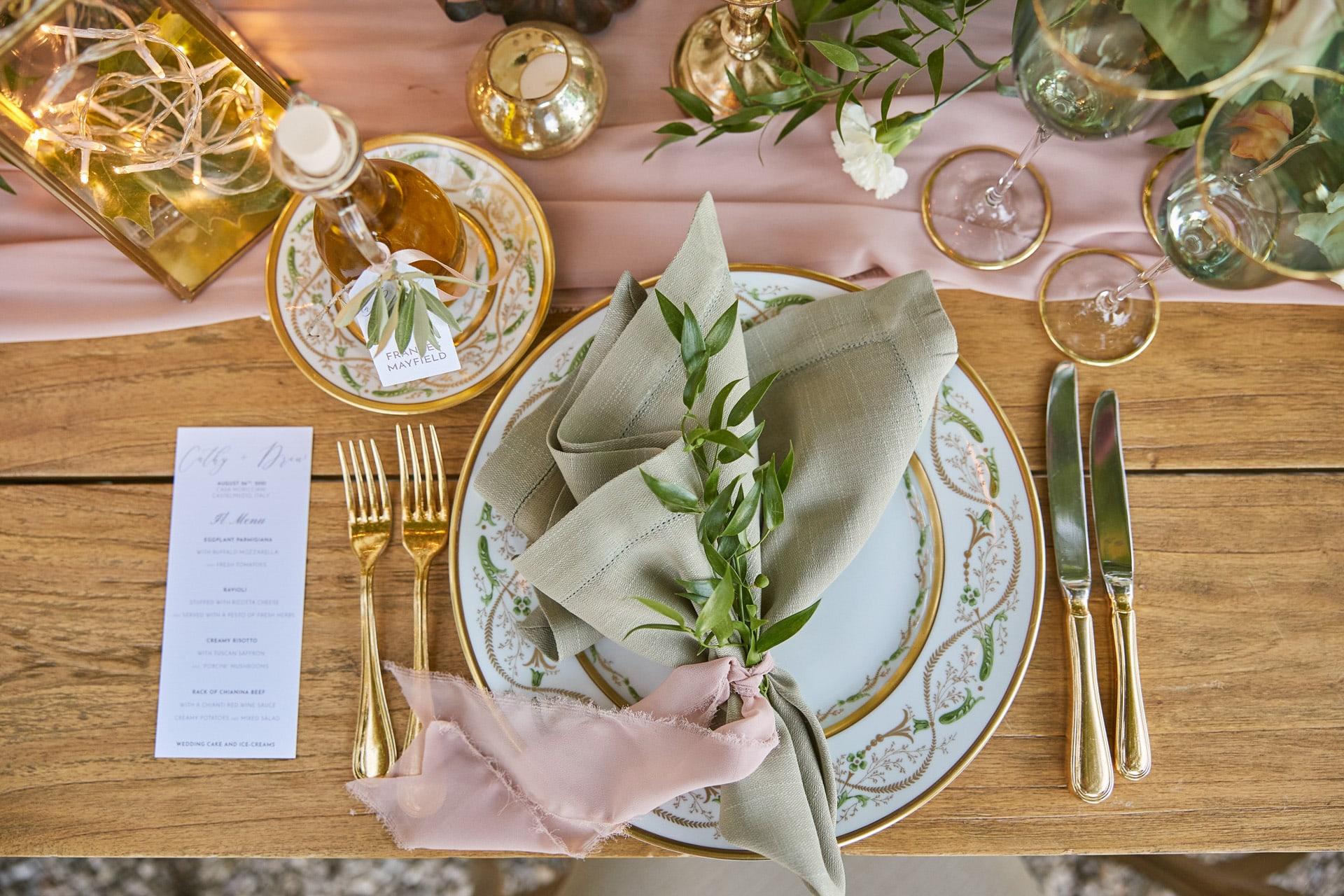 Allestimenti per matrimoni | Preludio Catering: piatti, bicchieri, tavoli, sedie, gazebo per matrimoni ed eventi